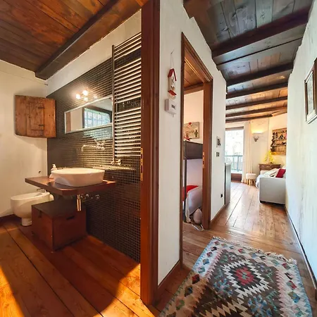 Hostdomus - Eagle سيستريير