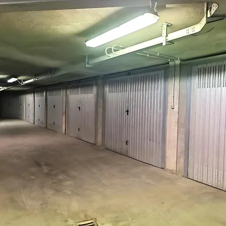 アパート Hostdomus - Eagle *