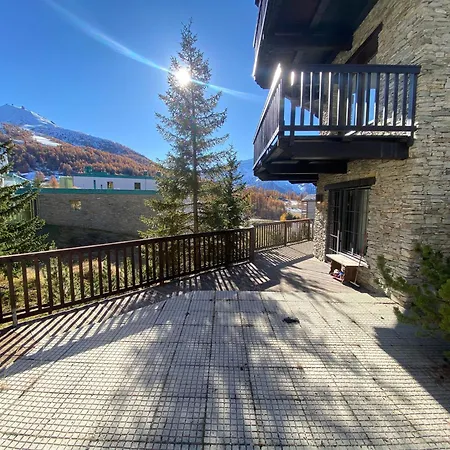 Hostdomus - Eagle アパート セストリエーレ