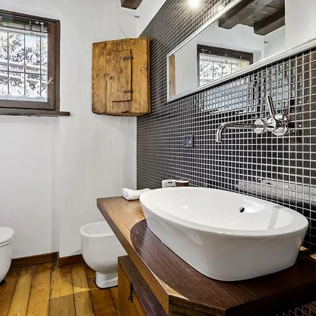 شقة Hostdomus - Eagle سيستريير